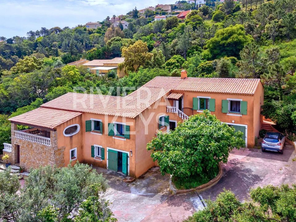 Villa i Saint-Raphaël, Var - foto 1