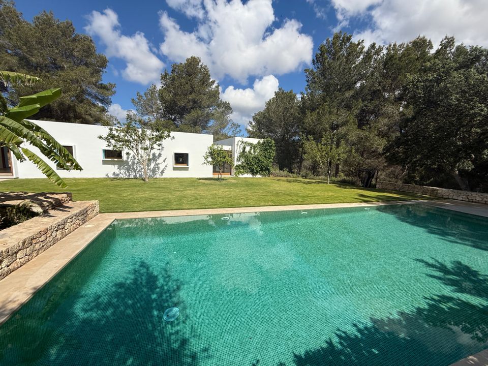Villa i Santa Eulalia Del Rio, Ibiza - foto 2