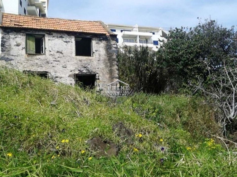 Helårsgrund i Canico de Baixo, Madeira - foto 1