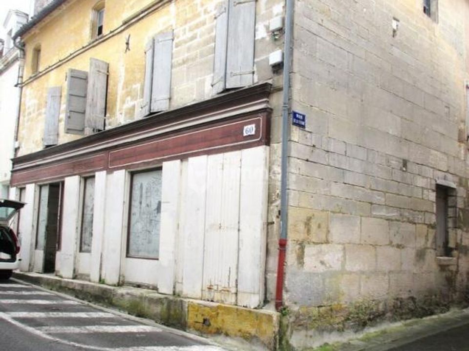Villa i Chateauneuf-sur-Charente, Charente - foto 1