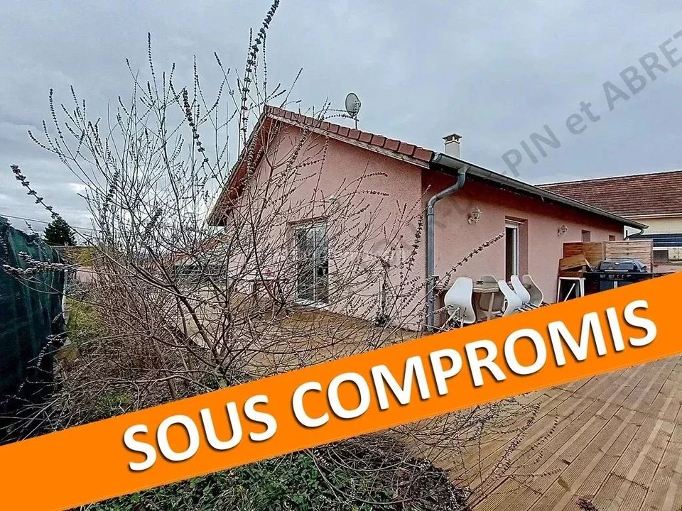 Villa i La Tour-du-Pin, Isere - foto 1