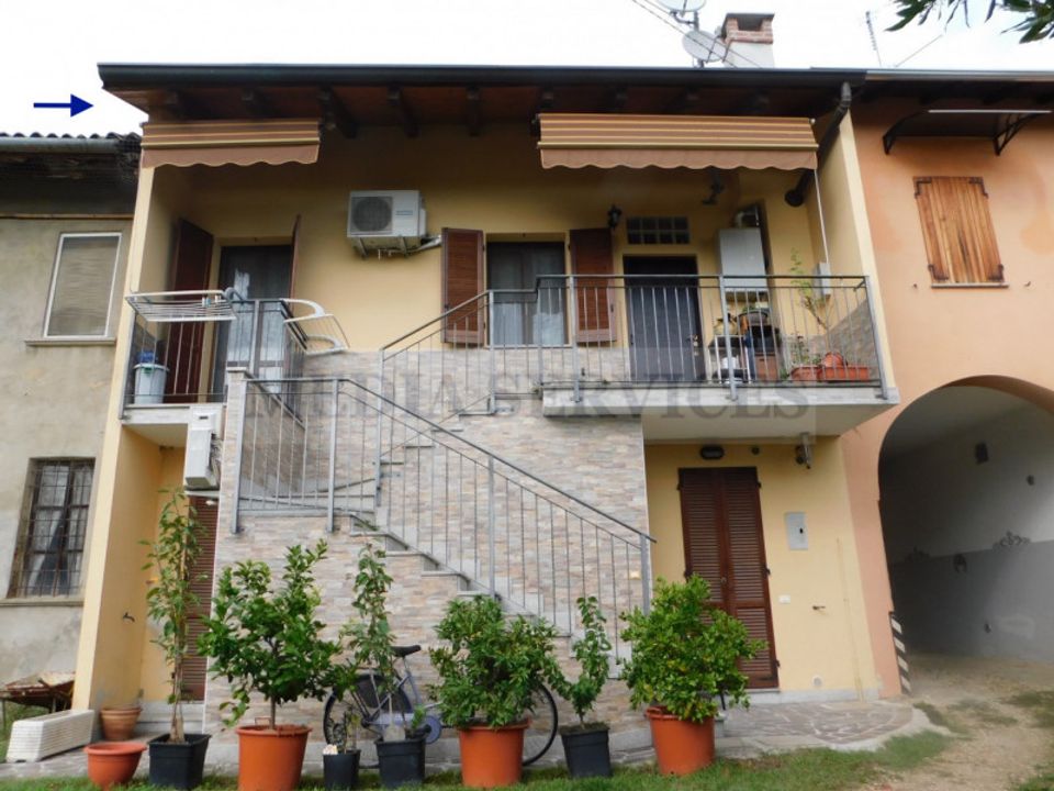 Lejlighed i Sannazzaro de Burgondi, Pavia - foto 1