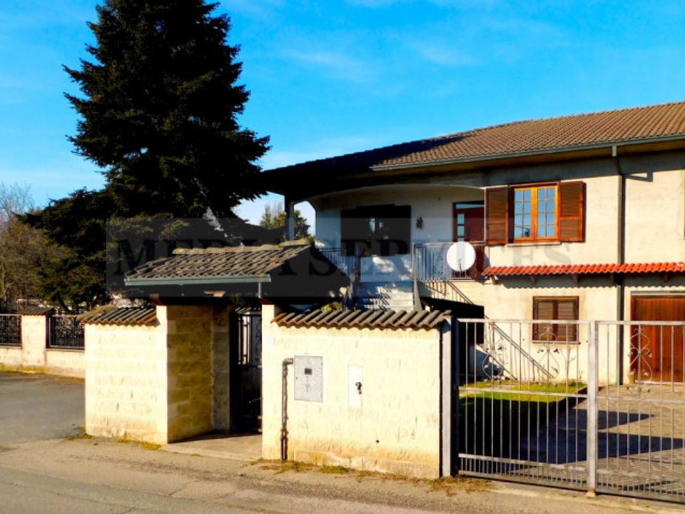 Villa in Sannazzaro de Burgondi, Pavia - foto 2