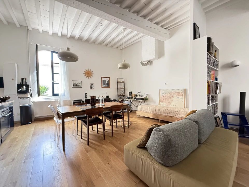 Villa en Arles, Bouches-du-Rhone - foto 1