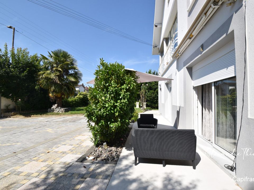 Villa a Saint-Denis-les-Bourg, Ain - foto 4