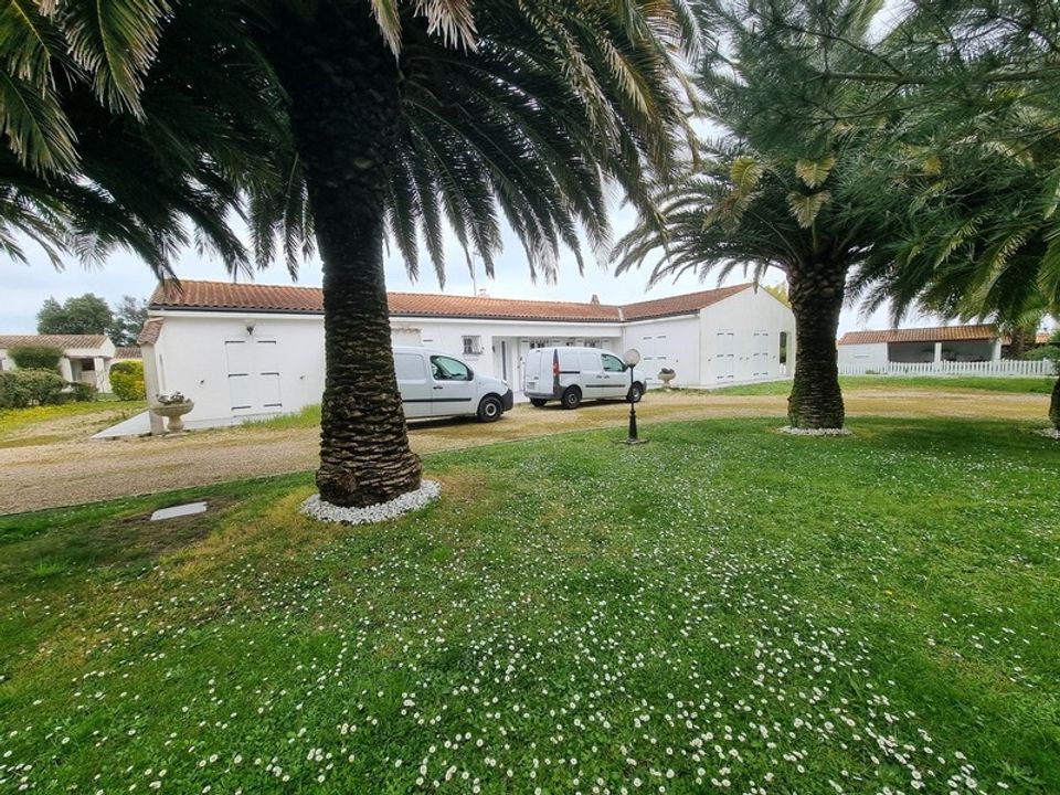 Villa i Le Château-d’Oléron, Charente-Maritime - foto 1