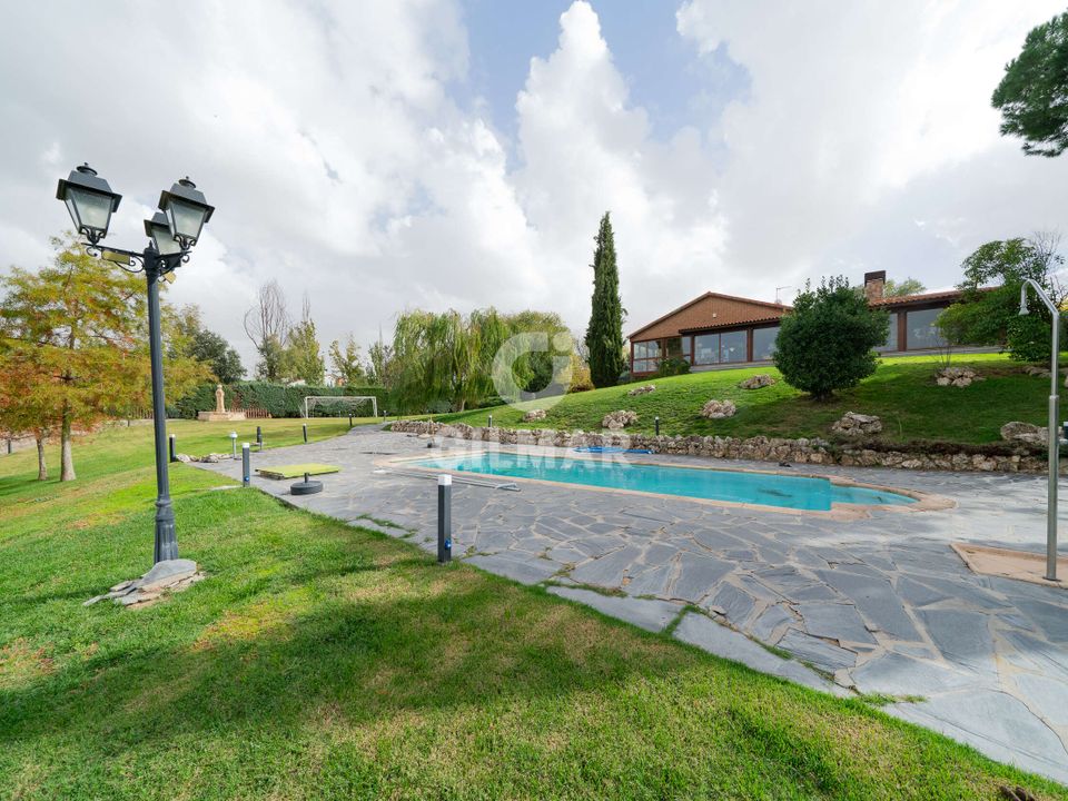 Villa i Ciudad Santo Domingo, Madrid - foto 4