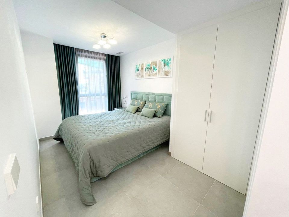 Lejlighed i Villajoyosa, Alicante - foto 4