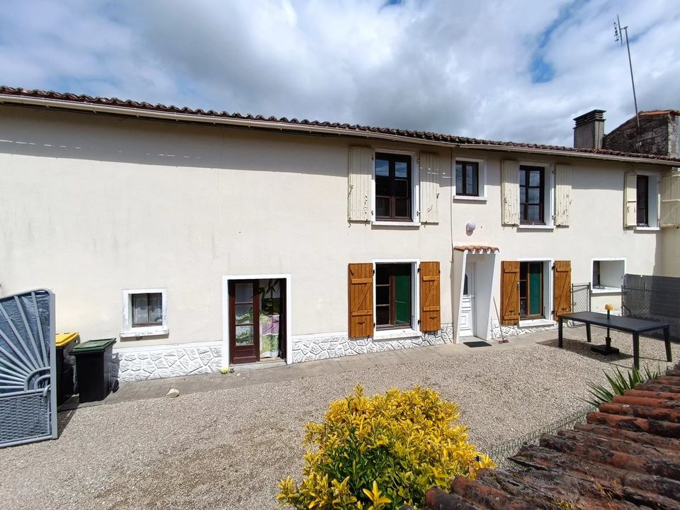 Landsbyhus i Juillé, Charente - bilde 1