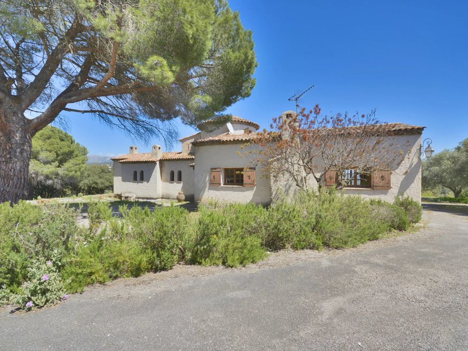 Villa i Roquefort-les-Pins, Alpes-Maritimes - bilde 5