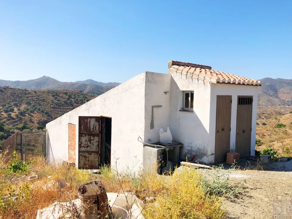 Helårsgrund i Sedella, Malaga - foto 1