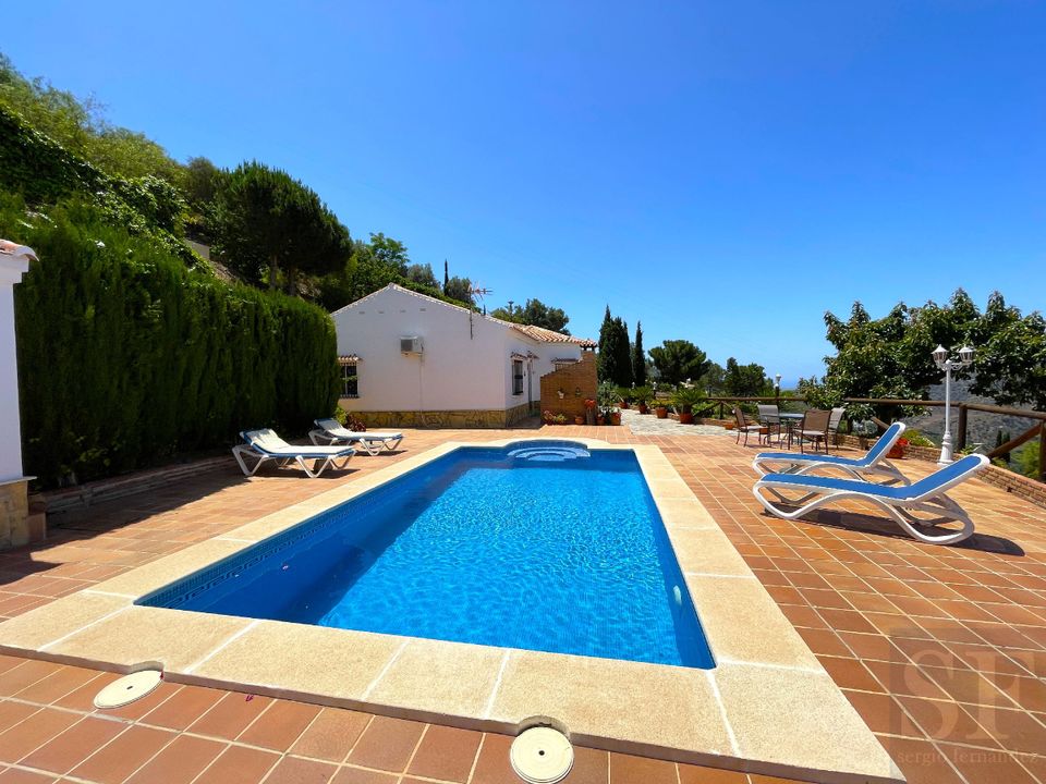 Villa i Sayalonga, Malaga - foto 1