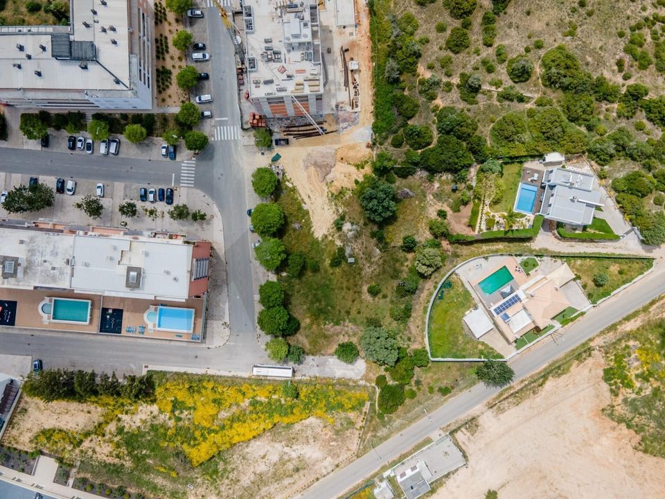 Helårsgrund i Armacao de Pera, Faro - foto 1