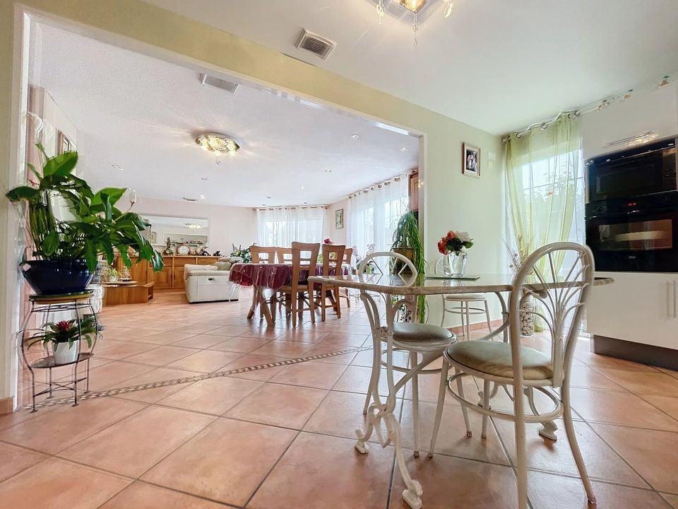Villa i Cabestany, Pyrenees-Orientales - foto 4