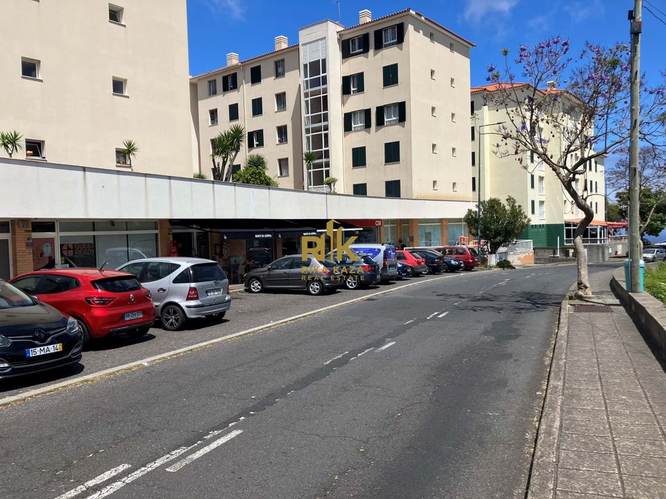 Erhvervsejendom i Canico de Baixo, Madeira - foto 3