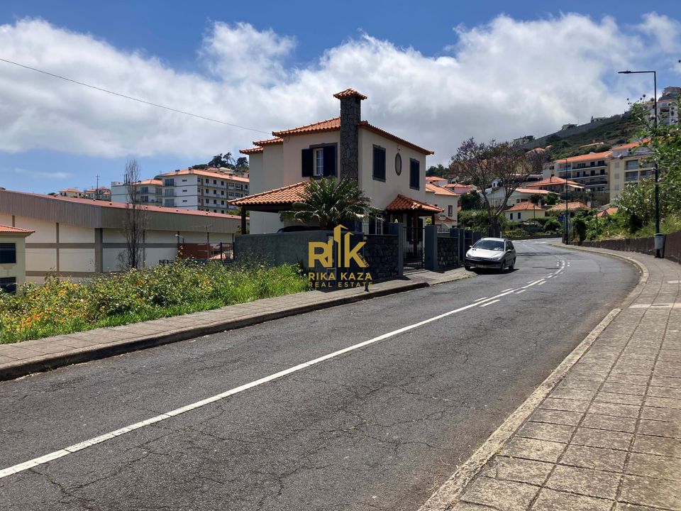 Erhvervsejendom i Canico de Baixo, Madeira - foto 5
