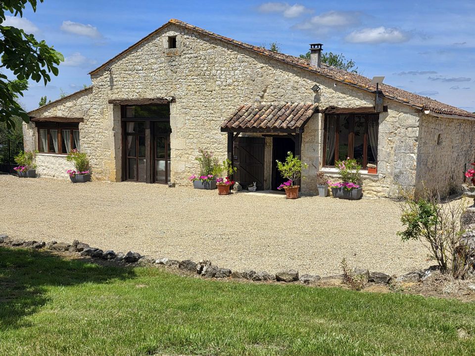 Villa i Saint-Jean-de-Duras, Lot-et-Garonne - foto 1