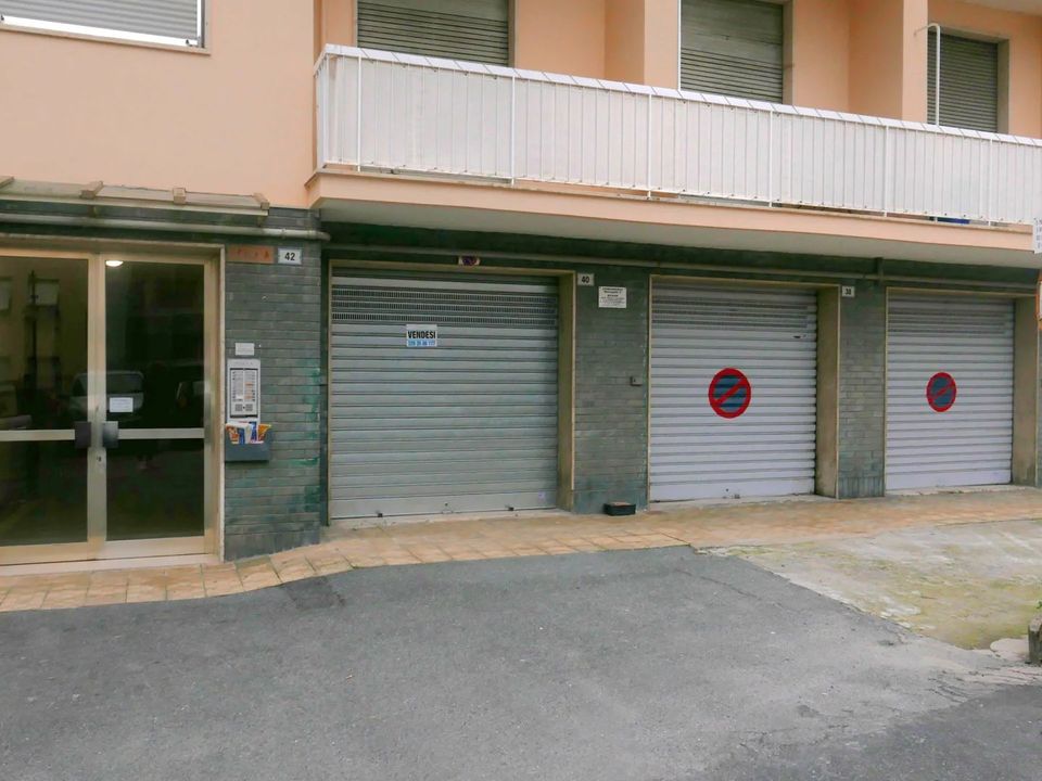 Garasje i Sanremo, Imperia - bilde 1