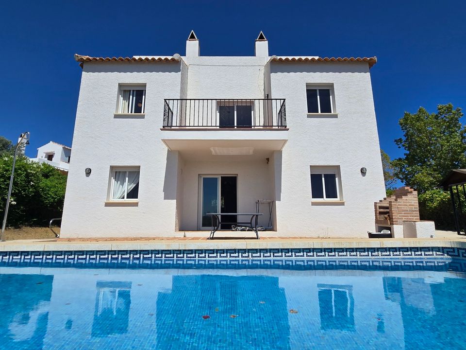 Villa i Puente De Don Manuel, Malaga - foto 1