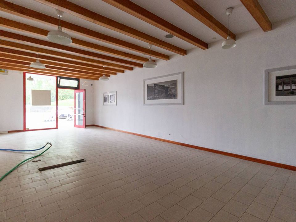 Erhvervsejendom i Aviano-Castello, Pordenone - foto 5