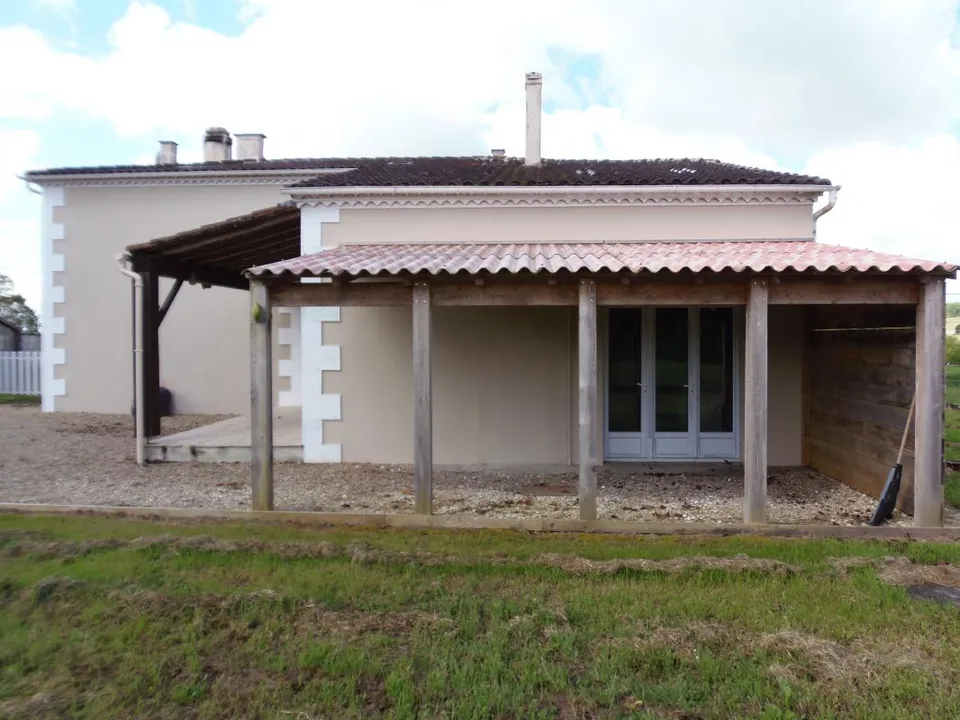Villa i Saint-Fort-sur-Gironde, Charente-Maritime - foto 1
