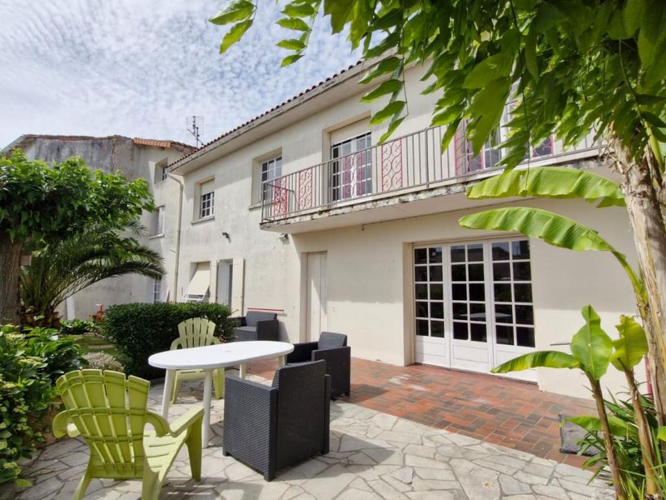 Villa i Mortagne-sur-Gironde, Charente-Maritime - foto 3