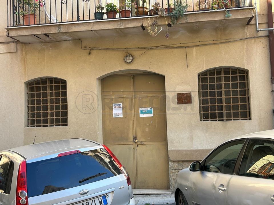 Lejlighed i Caltanissetta, Caltanissetta - foto 1