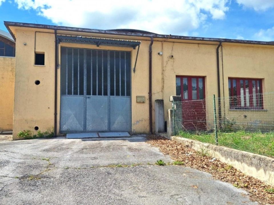 Commercieel vastgoed in Cingoli, Macerata - foto 1