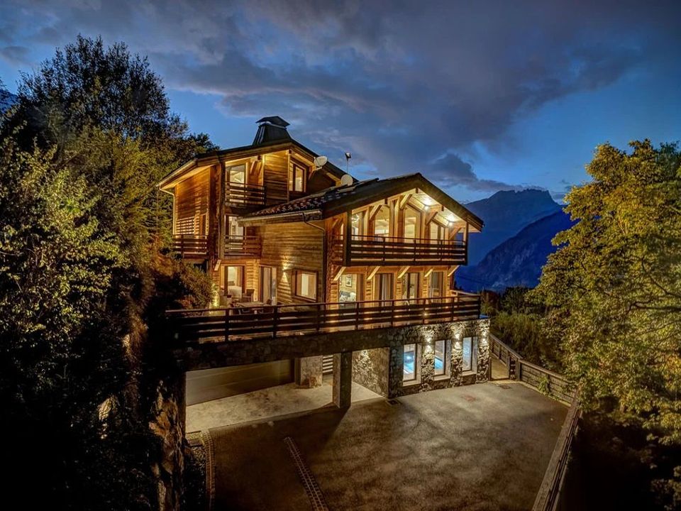 Træhytte i Chamonix-Mont-Blanc, Haute-Savoie - foto 1