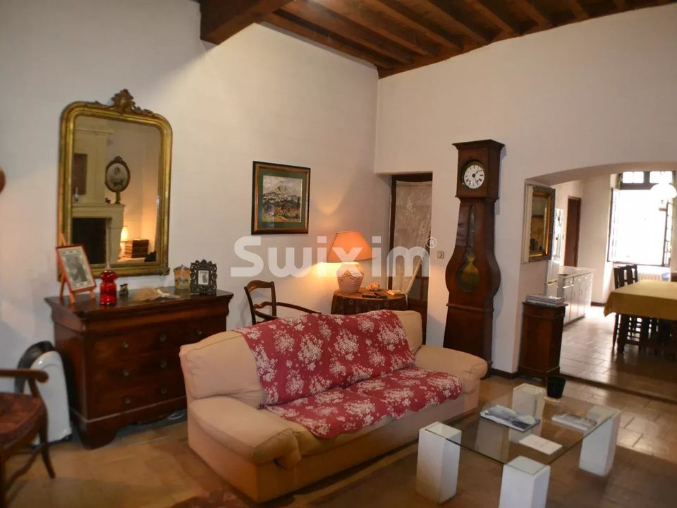 Casa de pueblo en Arles, Bouches-du-Rhone - foto 2