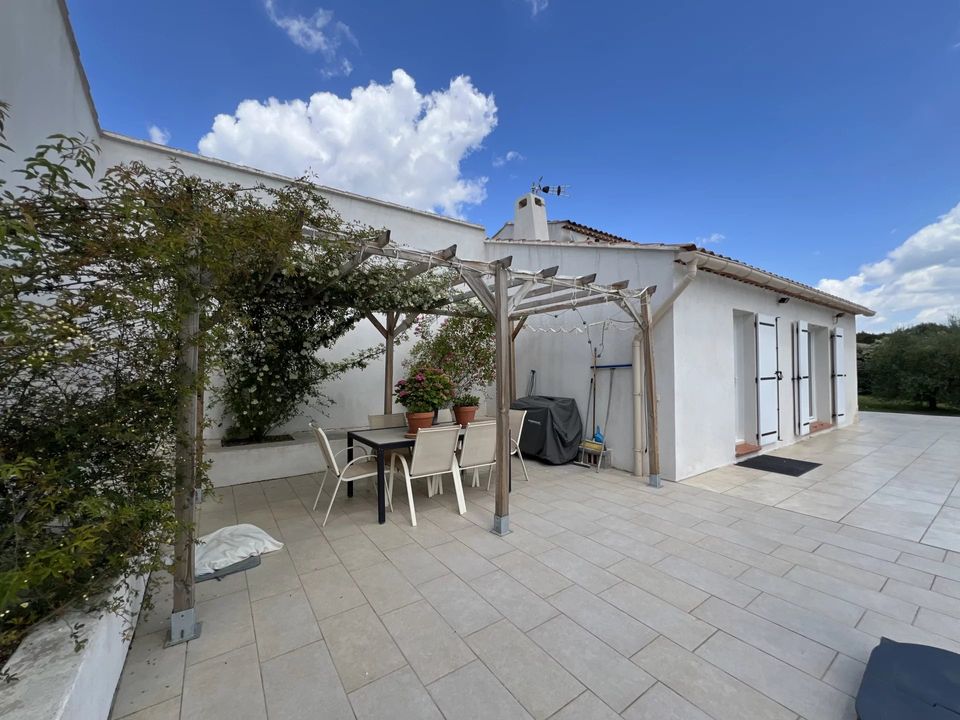 Villa i Saint-Maximin-la-Sainte-Baume, Var - foto 3