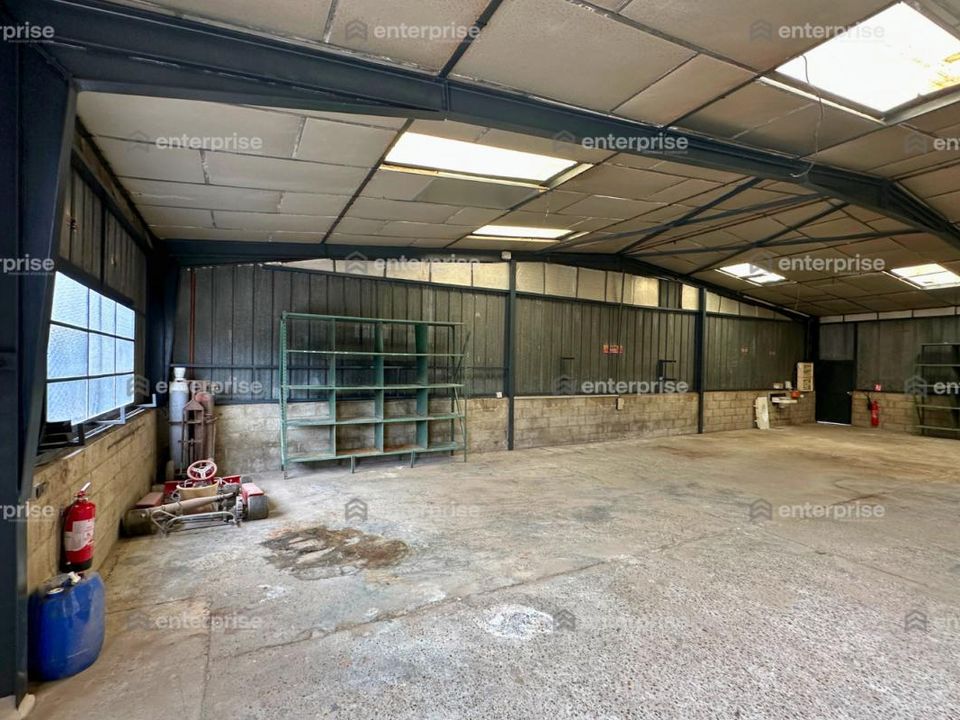 Erhvervsejendom i Liancourt, Oise - foto 3