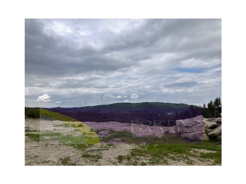 Helårsgrund i Celorico de Basto, Braga - foto 2