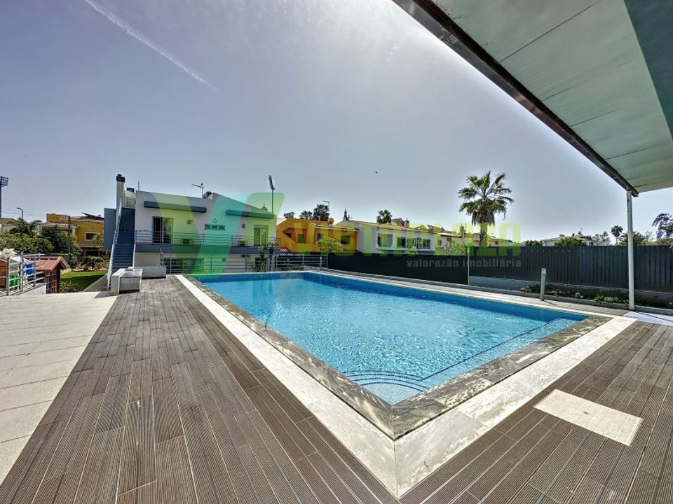 Villa i Estombar, Faro - foto 1
