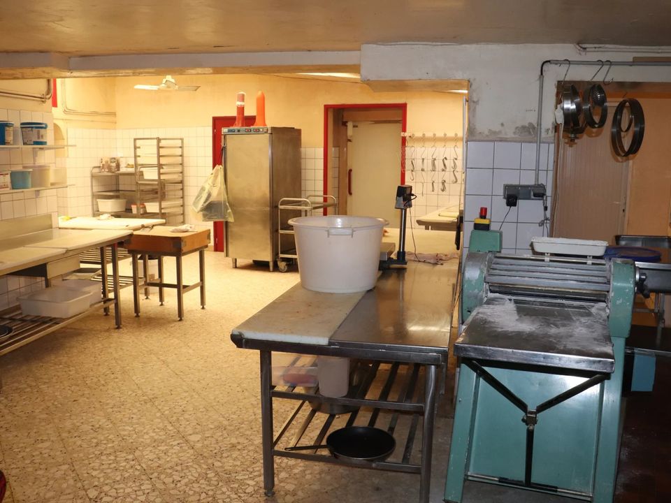 Erhvervsejendom i Montmirail, Marne - foto 3