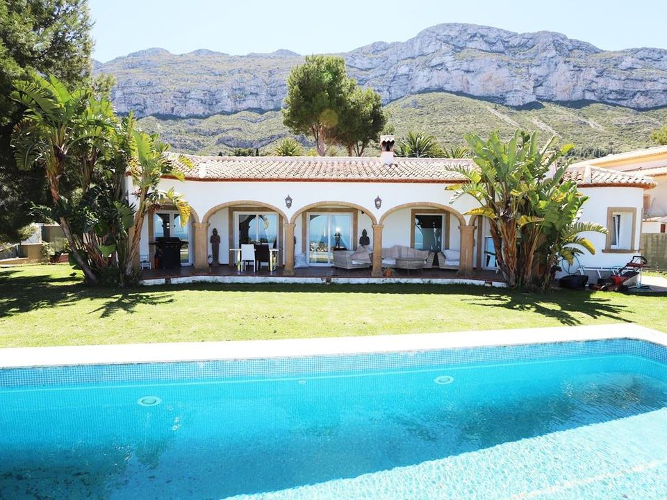 Villa i Denia, Alicante - foto 1