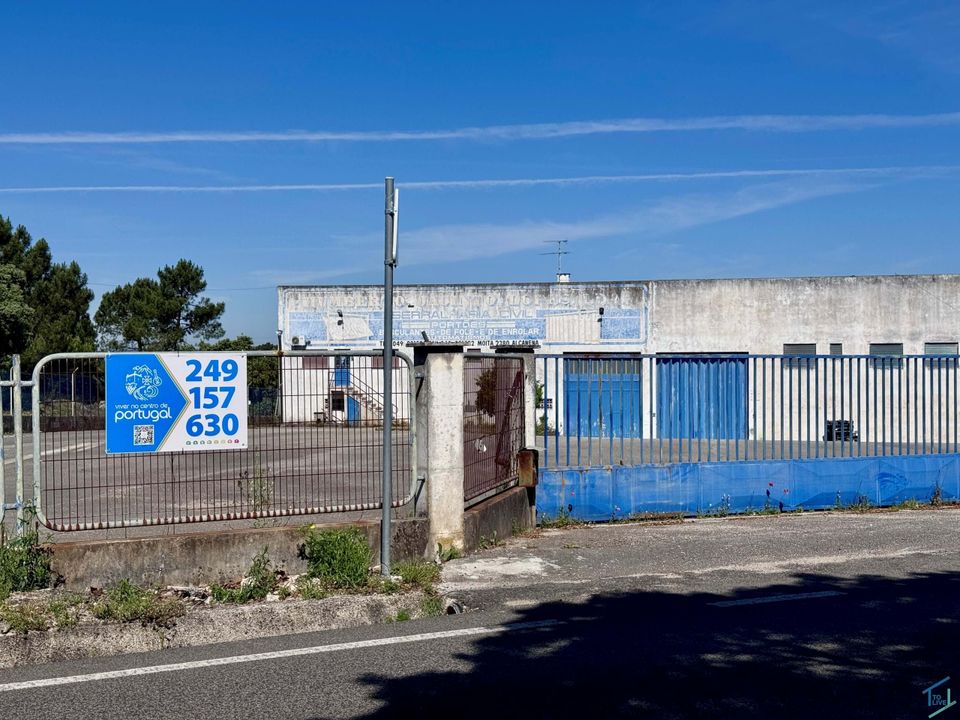 Erhvervsejendom i Alcanena, Santarem - foto 1
