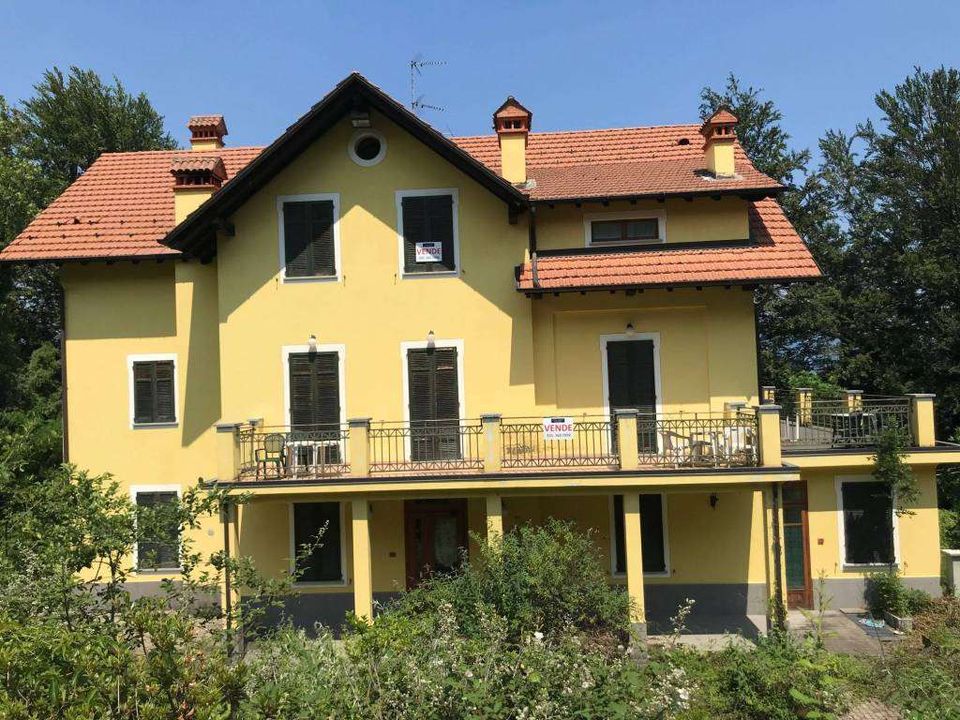 Propiedad comercial en Gignese, Verbano Cusio Ossola - foto 1