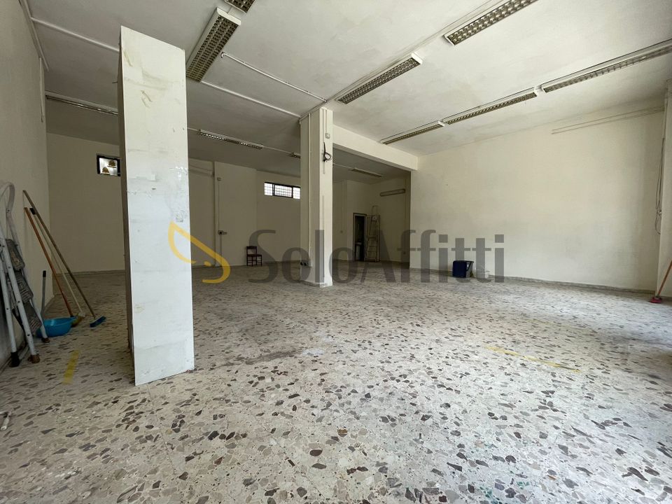 Erhvervsejendom i Maddaloni, Caserta - foto 4