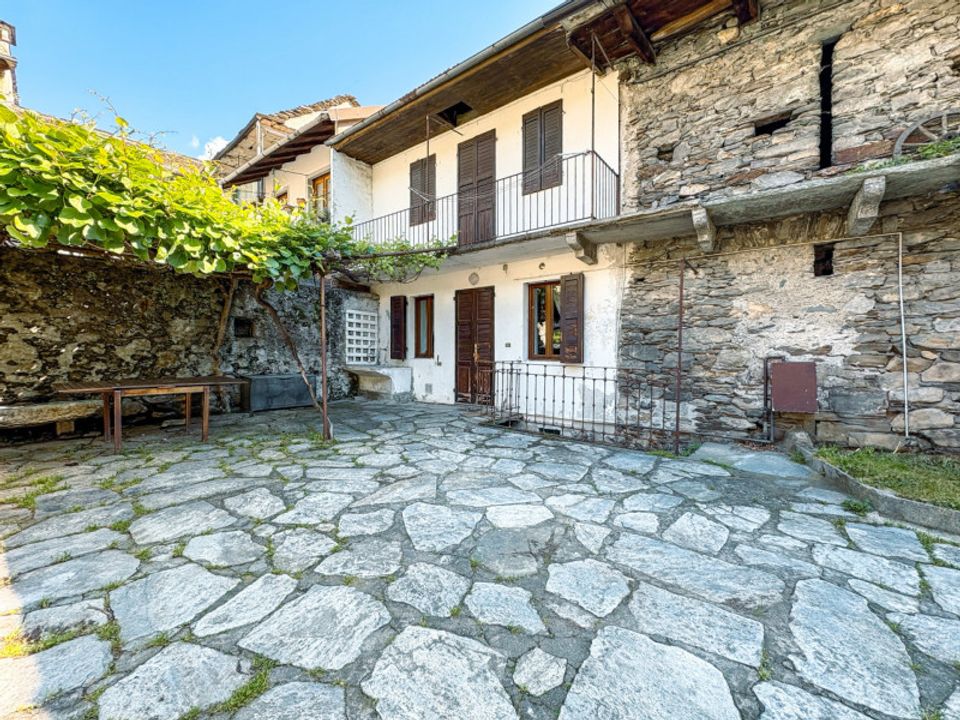 Villa i Ornavasso, Verbano Cusio Ossola - foto 1