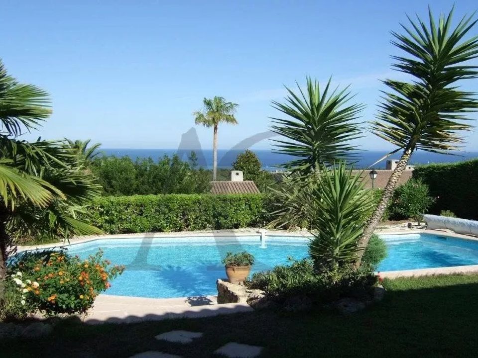 Villa i Villeneuve-Loubet, Alpes-Maritimes - foto 1