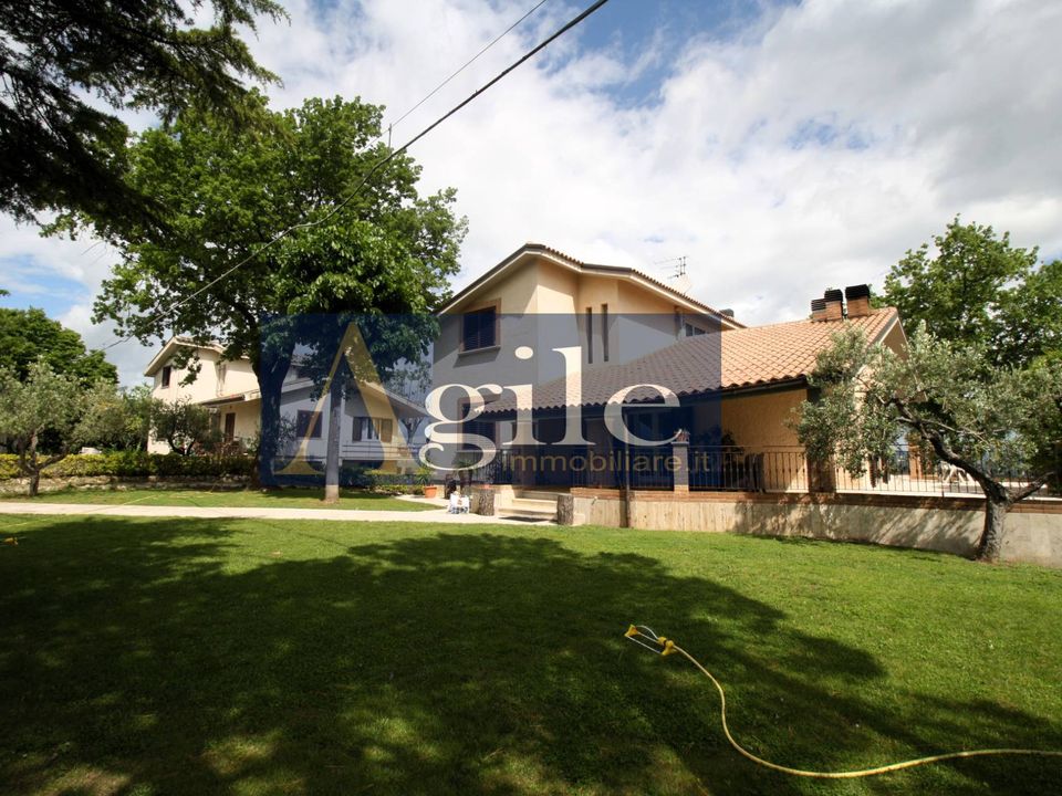 Villa i Ancarano, Teramo - foto 1