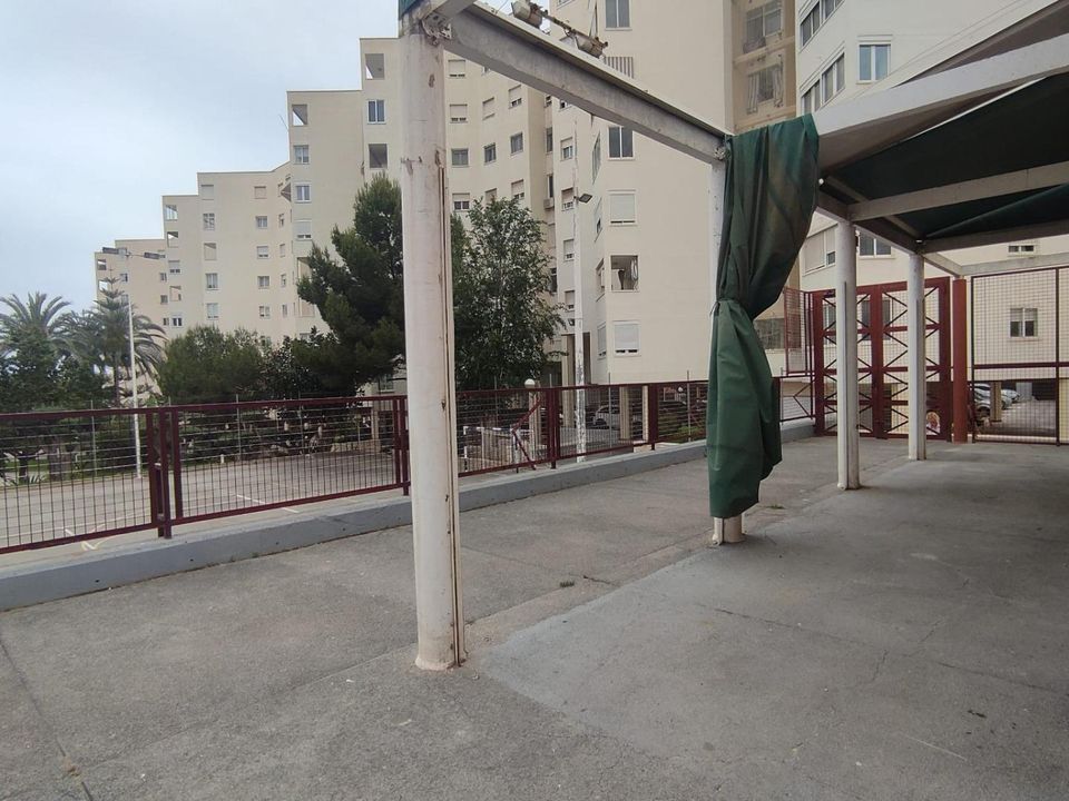Erhvervsejendom i Alicante, Alicante - foto 1