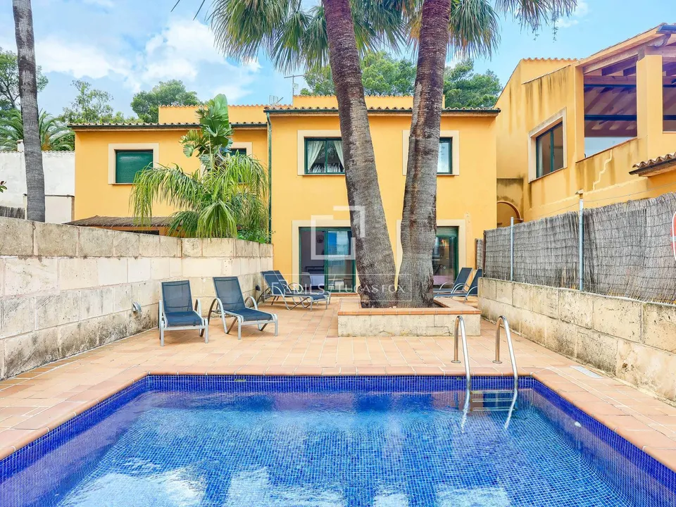 Villa i Cala Sant Vicenc (Pollenca), Mallorca - foto 1