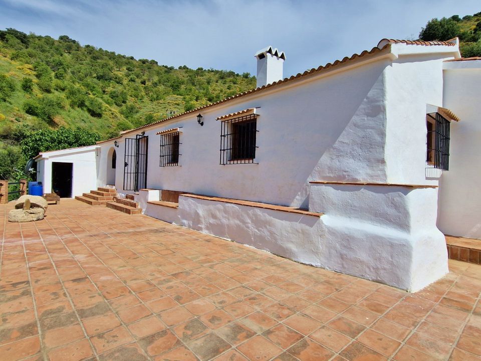 Landejendom i Olias, Malaga - foto 2