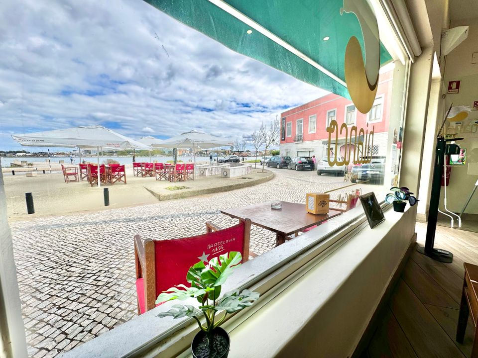 Erhvervsejendom i Seixal, Setubal - foto 1