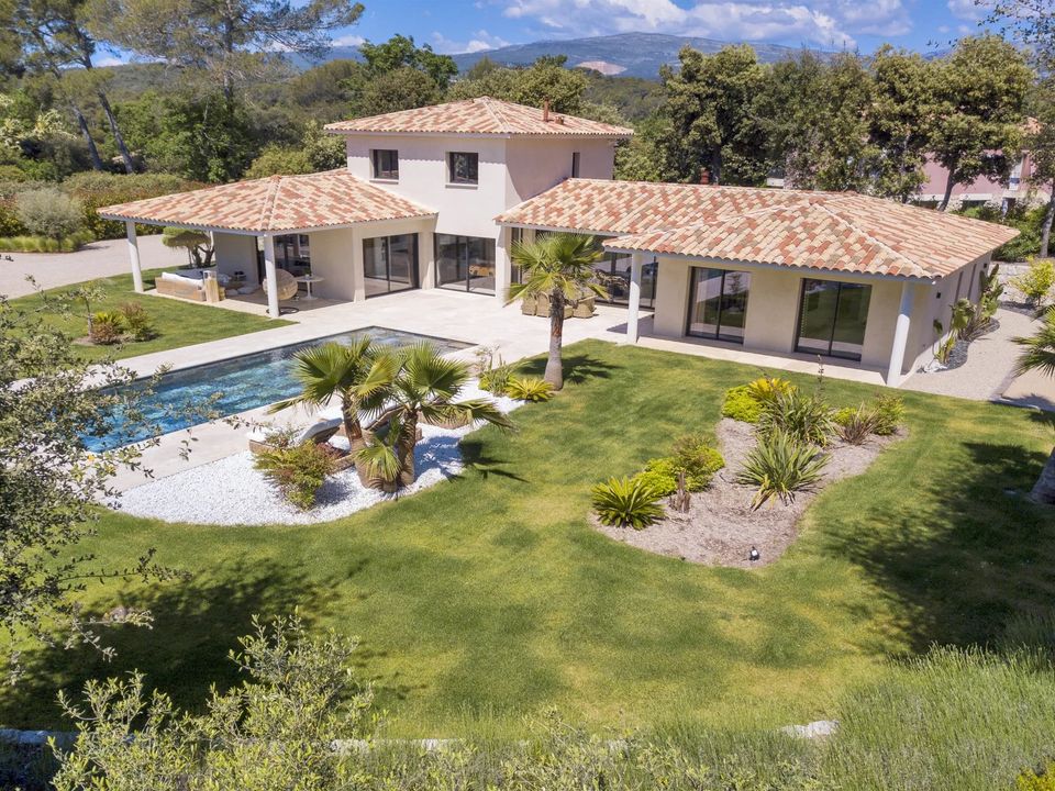 Villa i Roquefort-les-Pins, Alpes-Maritimes - bilde 1