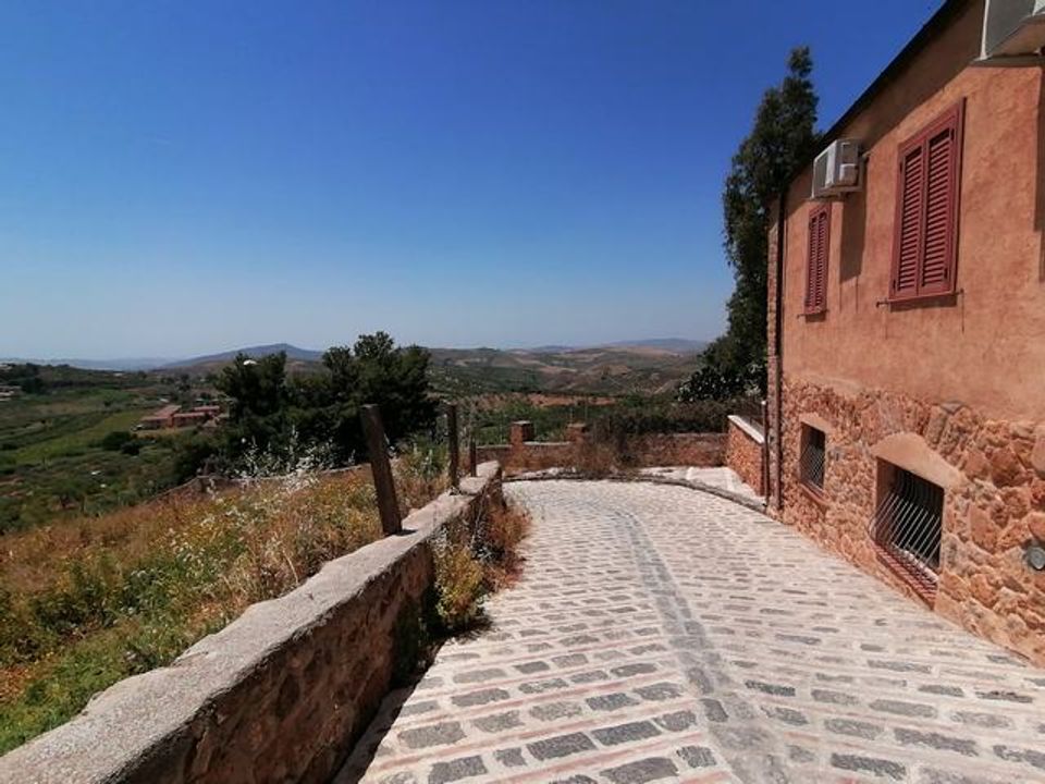 Casa de pueblo en Cianciana, Agrigento - foto 1