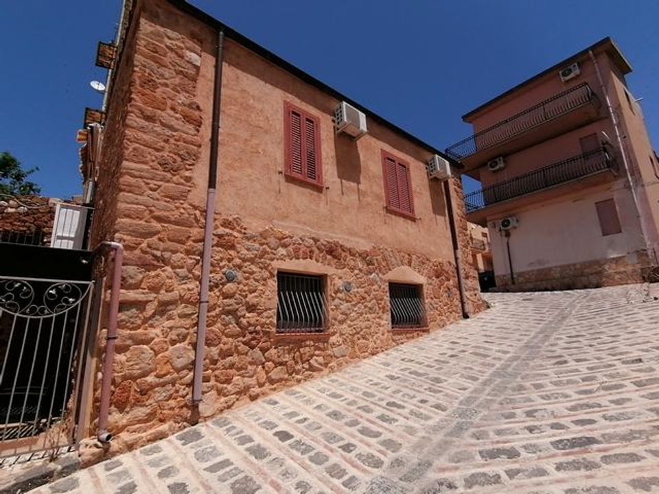Casa de pueblo en Cianciana, Agrigento - foto 4