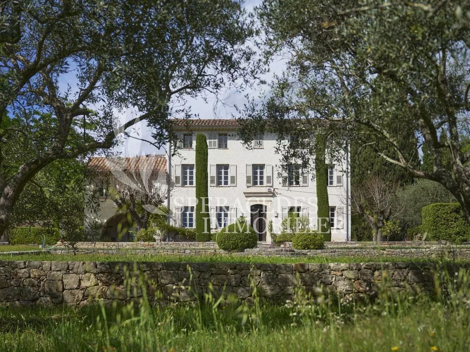 Landejendom i Peymeinade, Alpes-Maritimes - foto 1